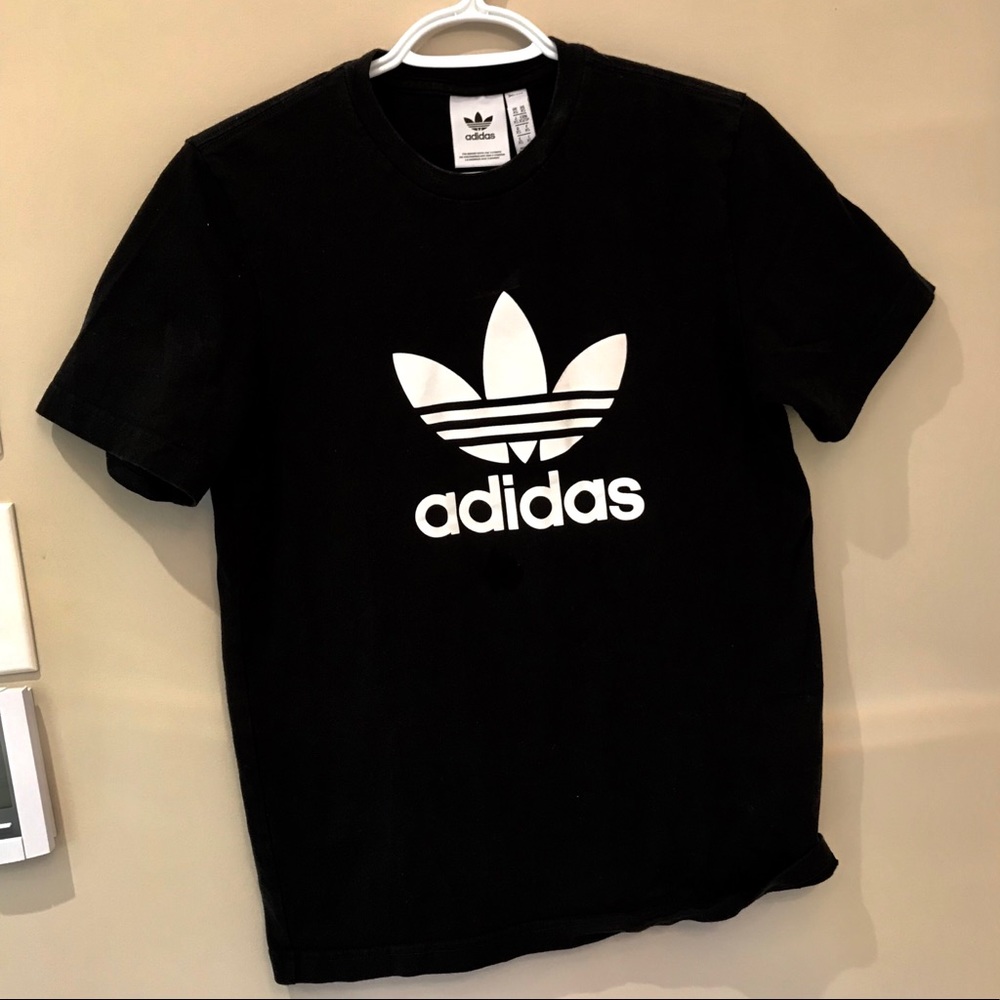 Adidas T-shirt